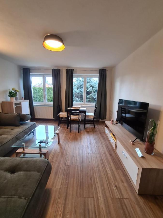 Apartman U Labe Nymburk Eksteriør bilde