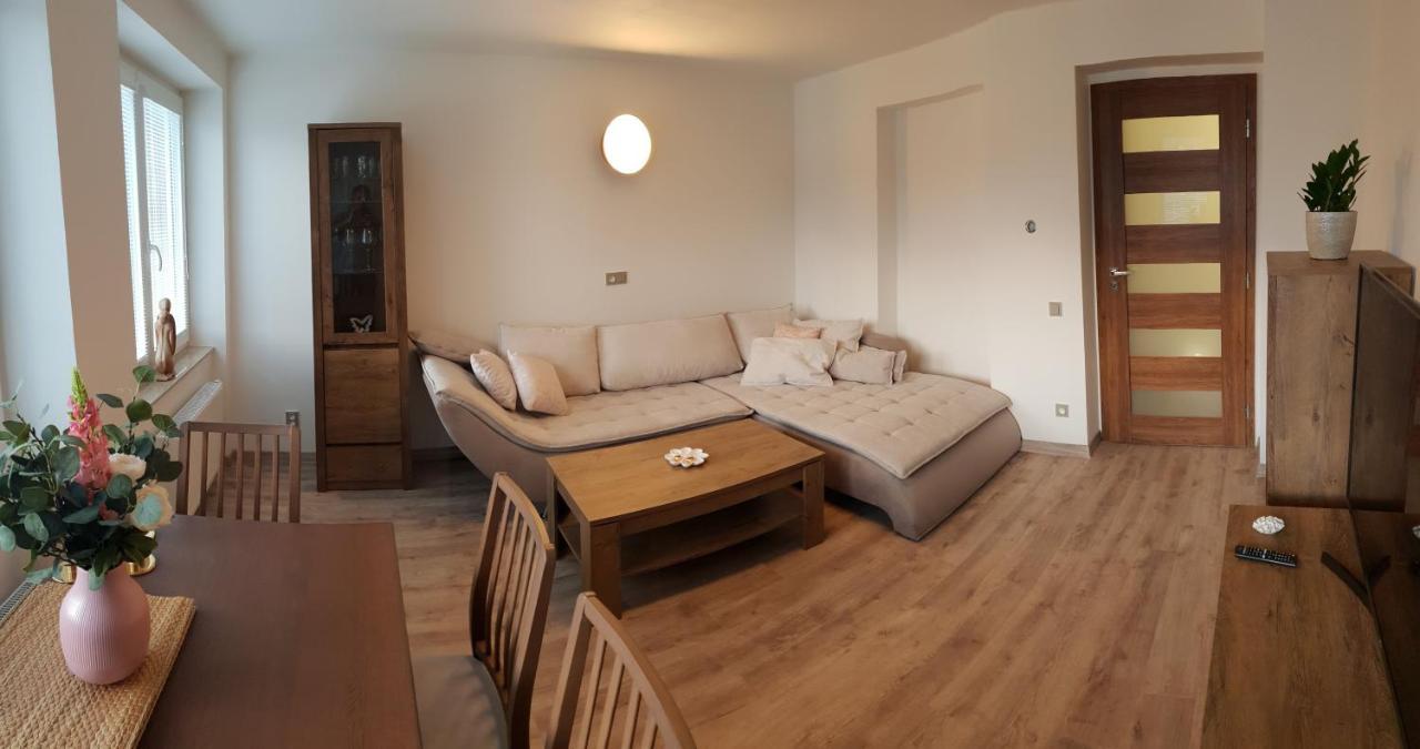 Apartman U Labe Nymburk Eksteriør bilde