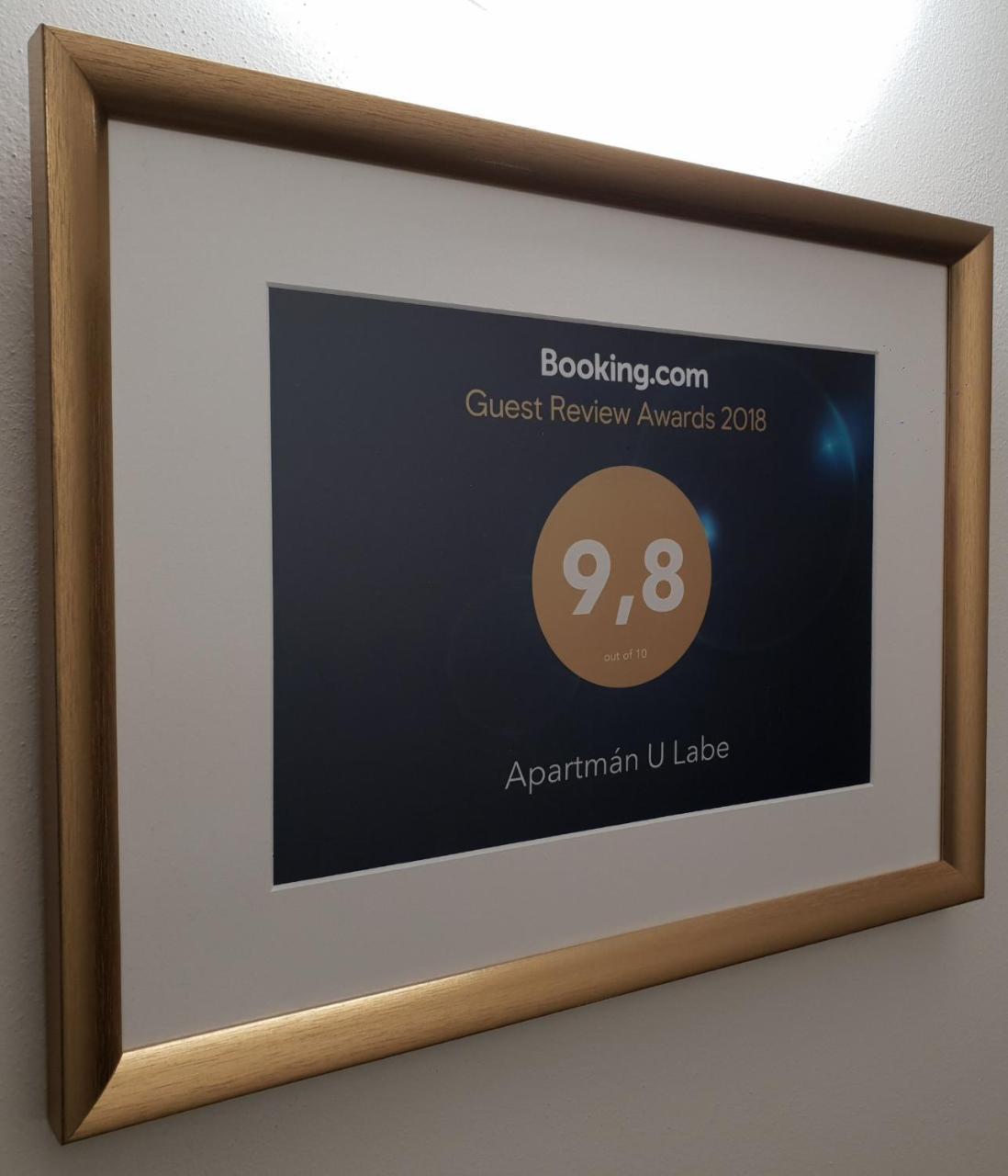 Apartman U Labe Nymburk Eksteriør bilde